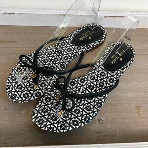 Kate Spade Geometric Bow Sandals 10M Black White Tile Print Flat Vacation